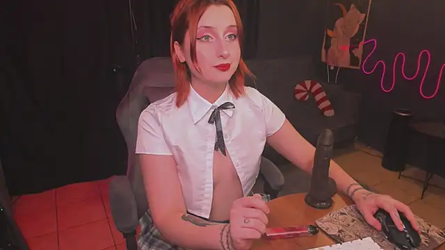 Snapshot of KailyLoolyCute chatting on 11/07/25, 11:10 KailyLoolyCute online show from 11/07/25, 11:10