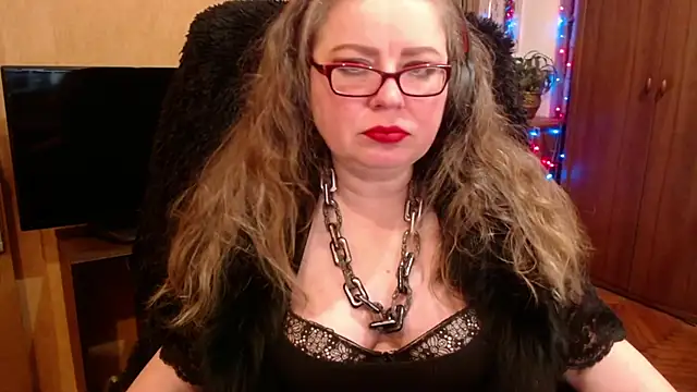 Miss Tress online show from 12/15/24, 11:20