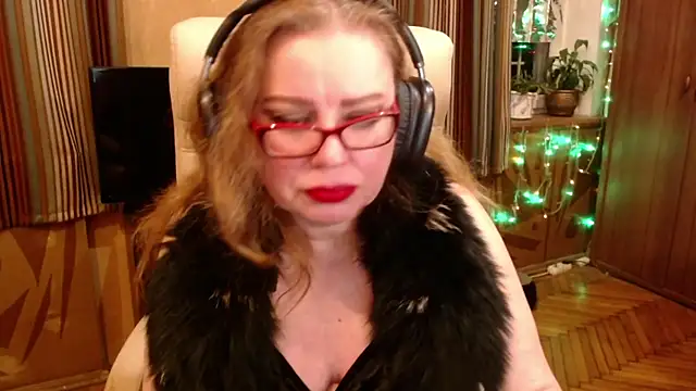 Miss Tress online show from 02/25/26, 10:08