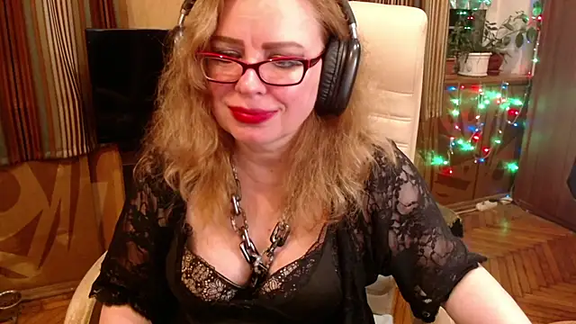 Miss Tress online show from 07/20/26, 08:44