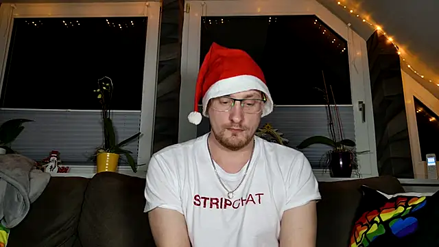 Relsxboy online show from 12/18/24, 05:10