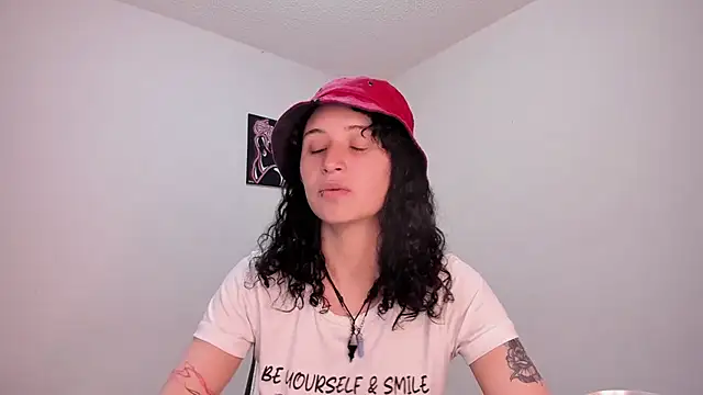 valent 27 online show from 02/10/26, 01:43