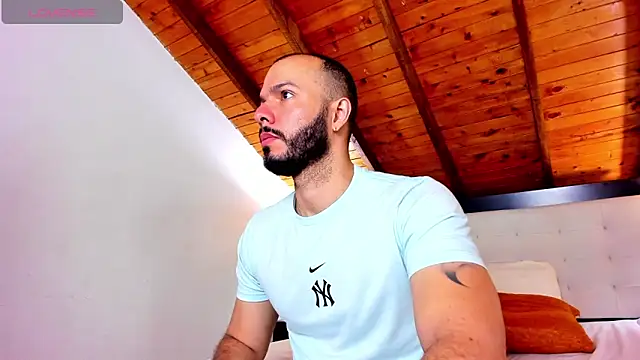 Tom Bailey online show from 10/25/25, 12:45