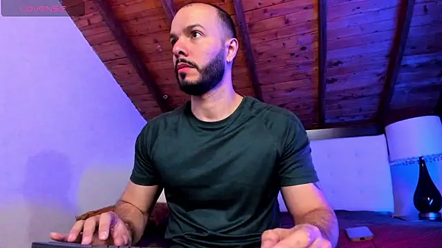 Tom Bailey online show from 02/16/26, 12:34