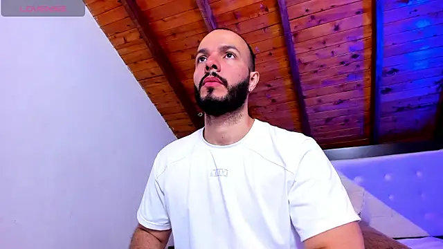 Tom Bailey online show from 03/10/26, 12:32