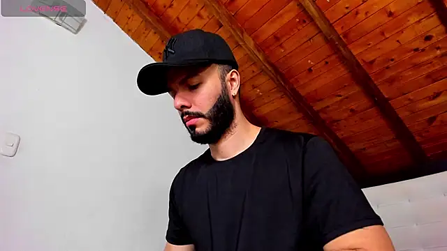 Tom Bailey online show from 04/13/26, 03:28