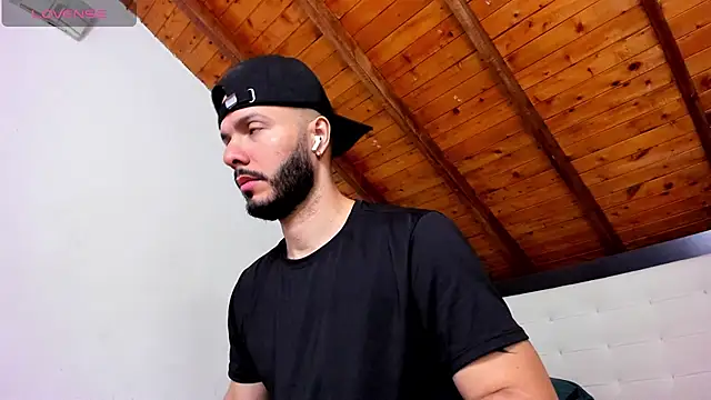 Tom Bailey online show from 04/17/26, 12:41