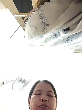 Snapshot of Lanyingxin18 chatting on 02/13/25, 12:00 Lanyingxin18 online show from 02/13/25, 12:00