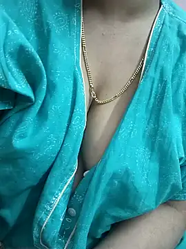 cuteyqueen online show from 12/20/24, 01:11