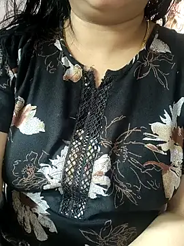 cuteyqueen online show from 01/15/25, 05:08