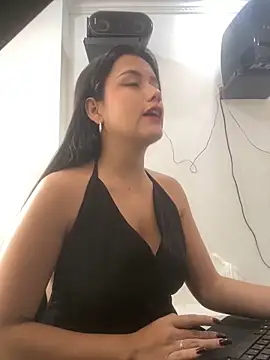 AbbyMillerrr online show from 12/12/24, 08:21