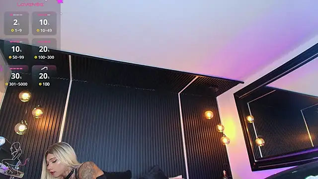  Holly Cat online show from 03/18/25, 11:53