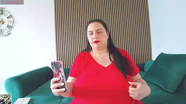 SofiaHanson online show from 07/13/26, 04:43