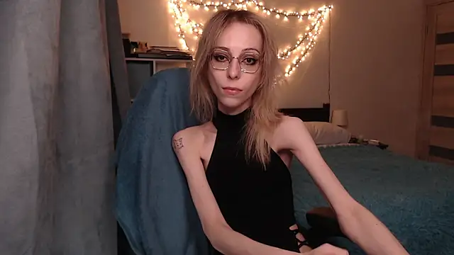 Snapshot of amber_quell_here chatting on 03/01/25, 02:13 amber quell here online show from 03/01/25, 02:13