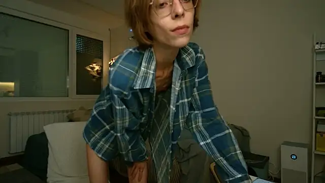Snapshot of amber_quell_here chatting on 06/29/26, 05:24 amber quell here online show from 06/29/26, 05:24