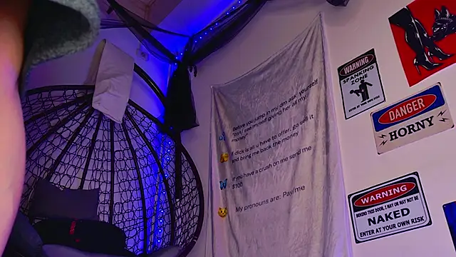 AriaVoss online show from 02/28/26, 06:09