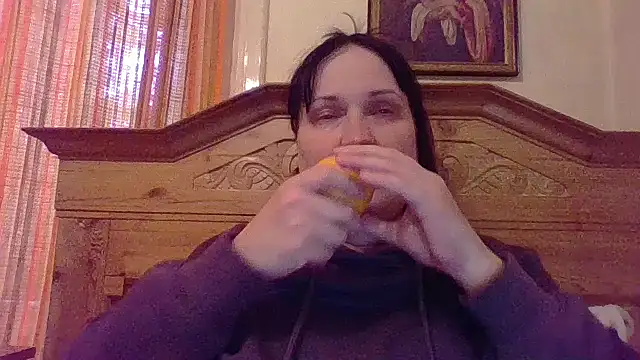  squirty cum lady  online show from 04/25/26, 02:14