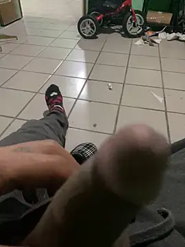 Snapshot of nowex18 chatting on 02/13/25, 06:09 nowex18 online show from 02/13/25, 06:09