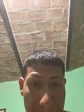 Snapshot of nowex18 chatting on 11/14/25, 02:10 nowex18 online show from 11/14/25, 02:10