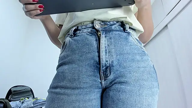 Amelia Debora Antonella online show from 02/23/26, 02:03