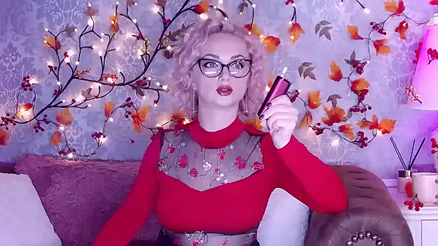 Snapshot of EllianaReese chatting on 09/14/25, 01:49 EllianaReese online show from 09/14/25, 01:49