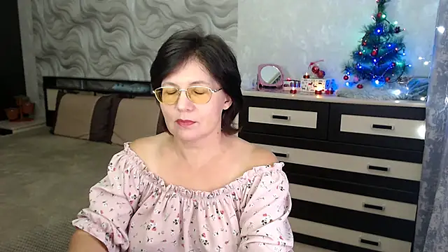 VitaCharm online show from 12/27/24, 08:18