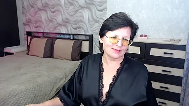 VitaCharm online show from 02/24/25, 10:25