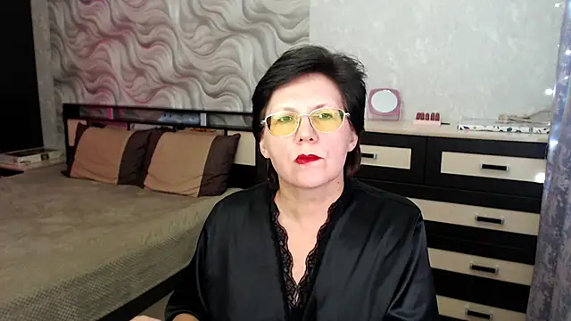 VitaCharm online show from 03/17/25, 08:30