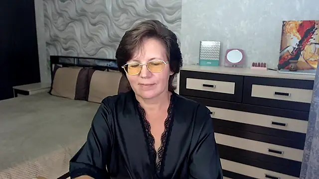 VitaCharm online show from 09/08/25, 08:30