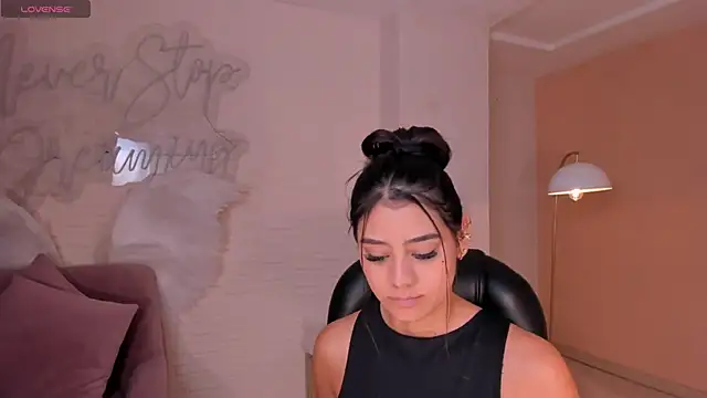 AllyJensen online show from 02/15/25, 06:55