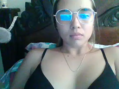 trianabell online show from 02/03/25, 07:52