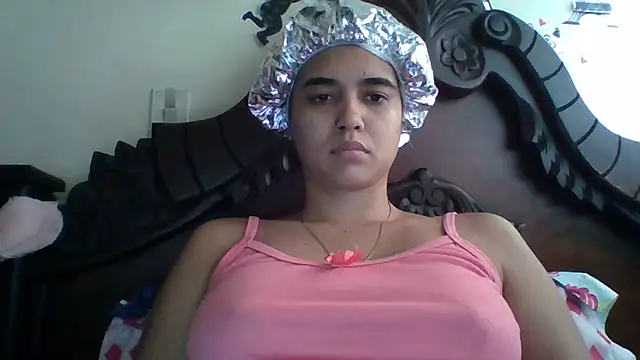 trianabell online show from 10/30/25, 03:24