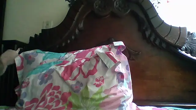 trianabell online show from 11/29/25, 06:33