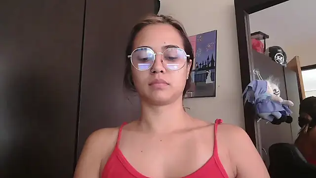 trianabell online show from 03/31/26, 03:56