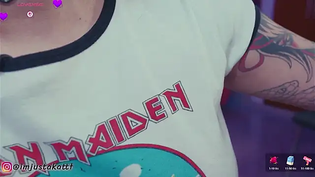 sensualkattt online show from 02/03/26, 02:11