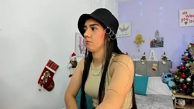 Snapshot of Alexia_Sweet_x chatting on 12/26/24, 01:40 Alexia Sweet x online show from 12/26/24, 01:40