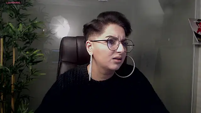 BustyAllyy online show from 02/01/25, 09:29