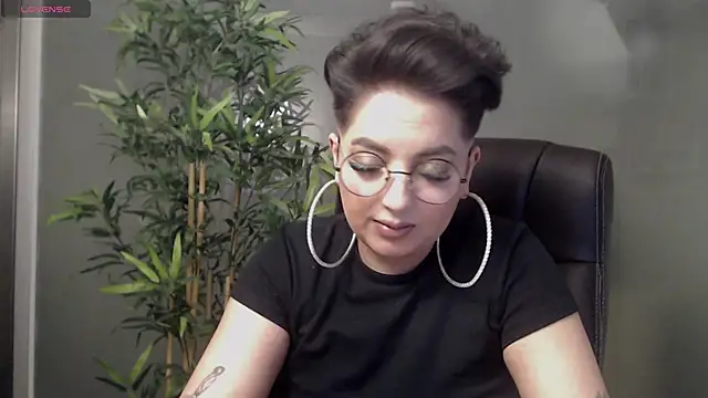 BustyAllyy online show from 02/13/25, 07:42