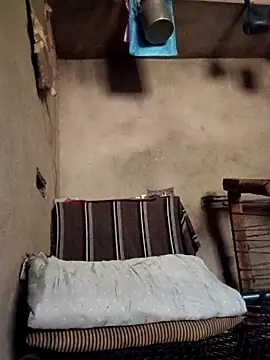 Snapshot of News3x@xh chatting on 12/16/25, 06:18 News3xxh online show from 12/16/25, 06:18