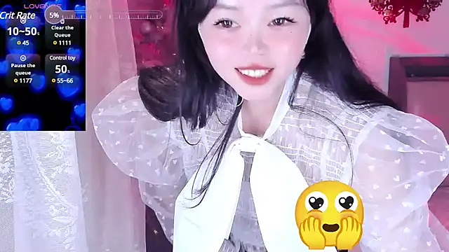 Snapshot of lilies-sweet chatting on 01/28/25, 02:53 lilies-sweet online show from 01/28/25, 02:53