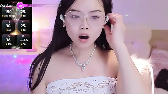 Snapshot of lilies-sweet chatting on 03/21/25, 02:07 lilies-sweet online show from 03/21/25, 02:07