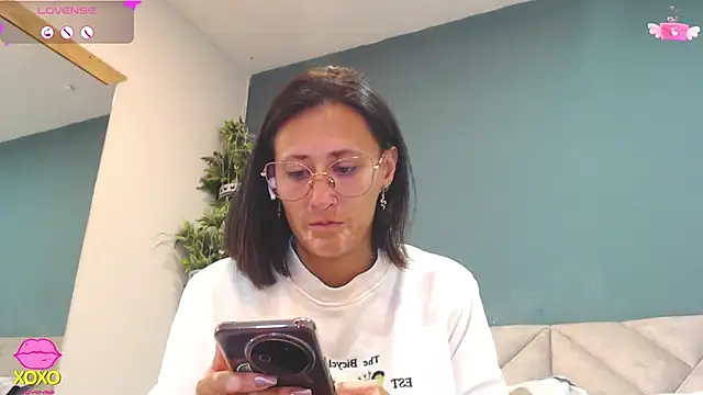 SharisWillian online show from 03/31/26, 03:30