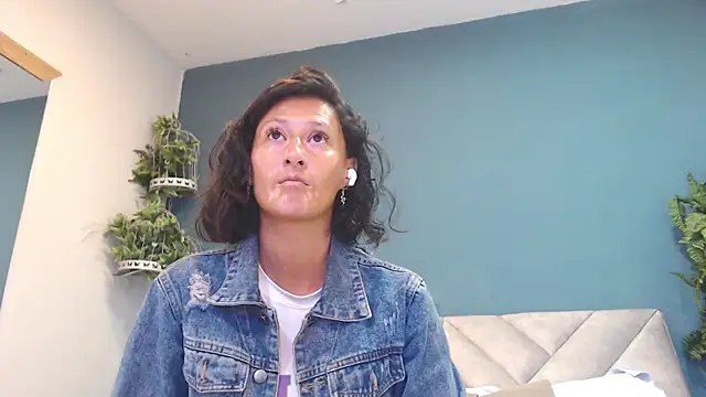 SharisWillian online show from 04/30/26, 03:46