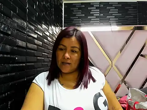 DaianaLutz online show from 12/22/25, 02:25