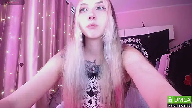 JustMeowGirl online show from 06/24/26, 05:06
