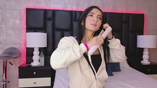 MiaSweeths online show from 10/25/25, 11:40