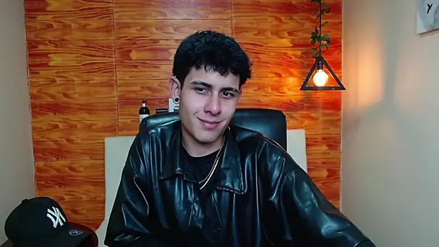 Bastiaan 28 online show from 01/10/25, 06:53