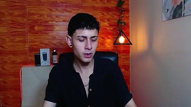 Bastiaan 28 online show from 01/24/25, 03:54