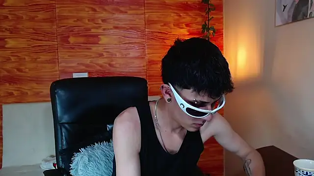 Bastiaan 28 online show from 02/09/25, 09:37