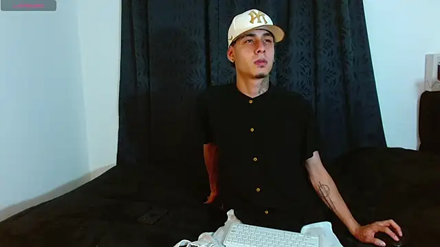 Bastiaan 28 online show from 12/02/25, 12:16